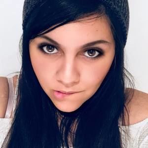 Meet your Posher, Joanna